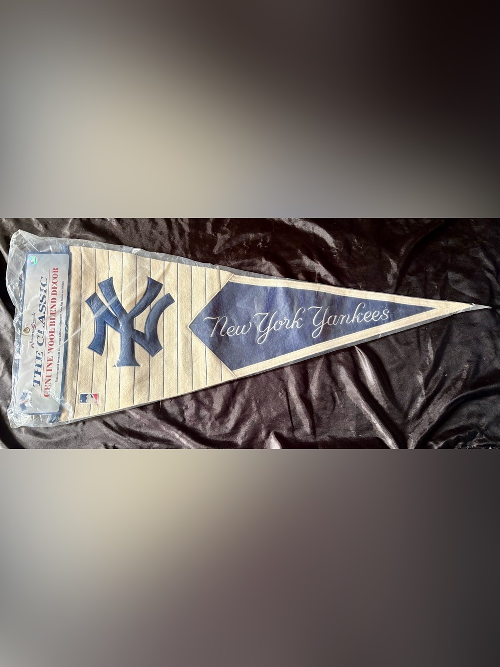 New York Yankees Blue and White Pennant Wall Banner/Tapestry